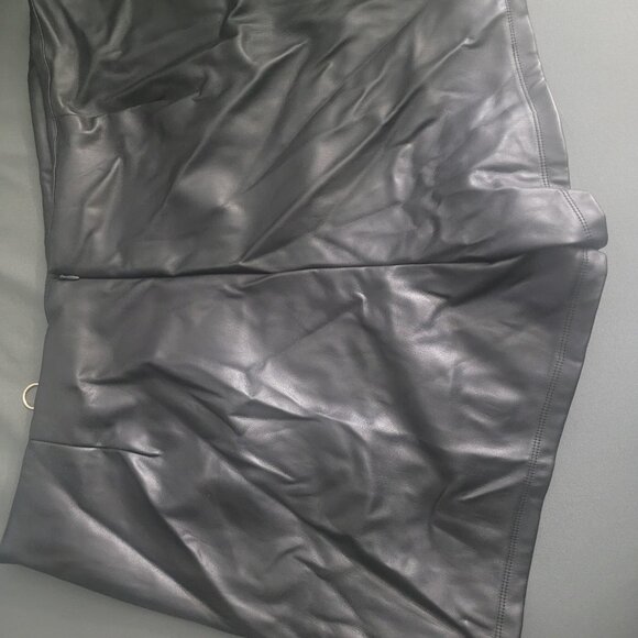Faux Leather Black Skort - Plus size - Picture 2 of 3